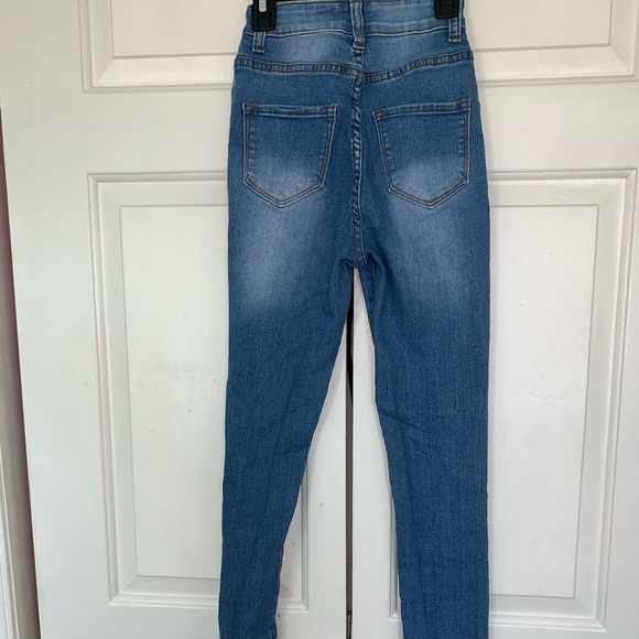 Medium Wash Denim Jeans - Picture 4 of 7
